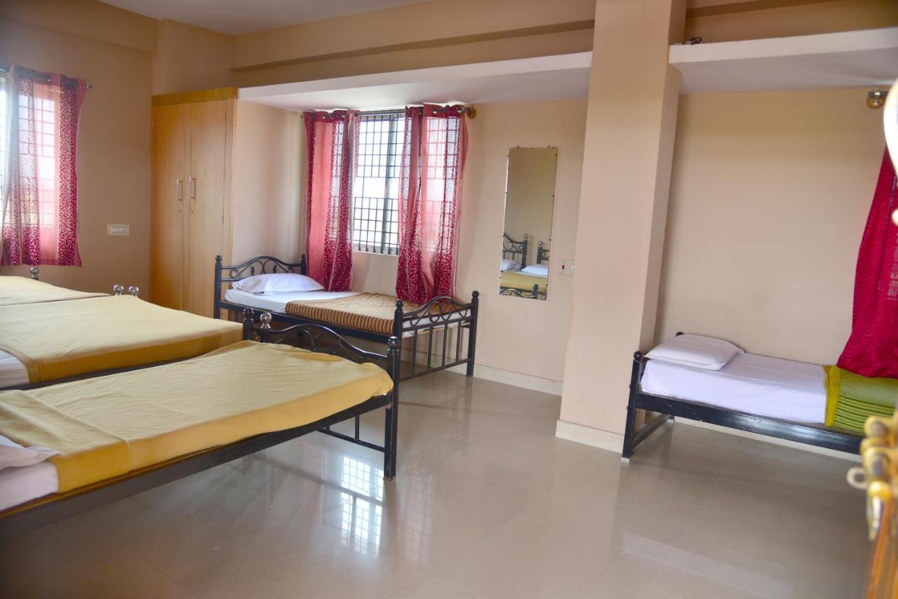 Shreyas Residency Hotel ไมซอร์ ภายนอก รูปภาพ
