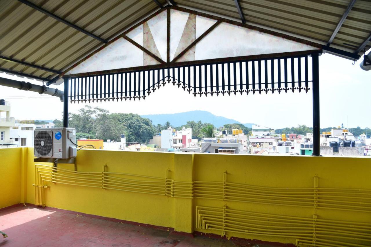 Shreyas Residency Hotel ไมซอร์ ภายนอก รูปภาพ